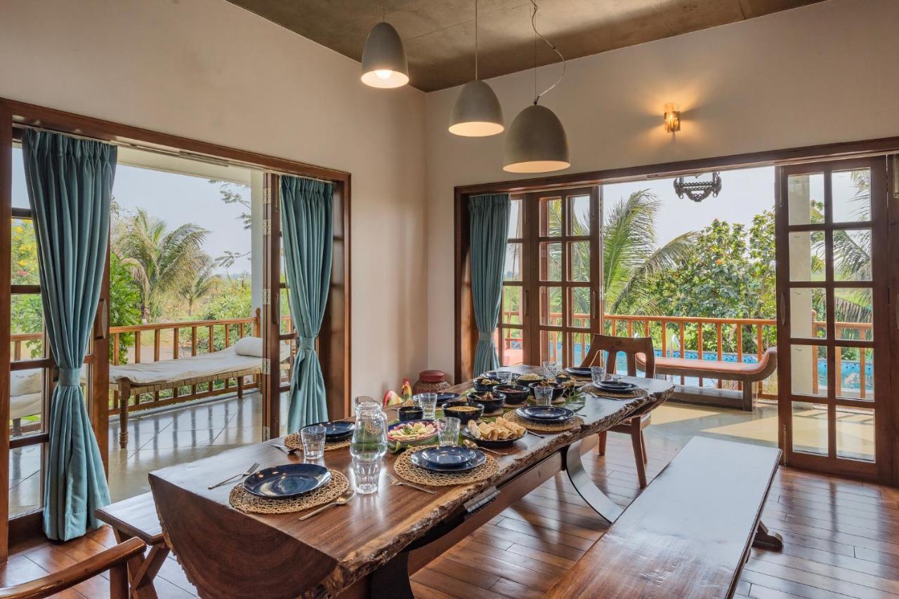 Saffronstays Happy Fields, Pune - Luxury Farmstay With Farm To Table Food Exterior photo