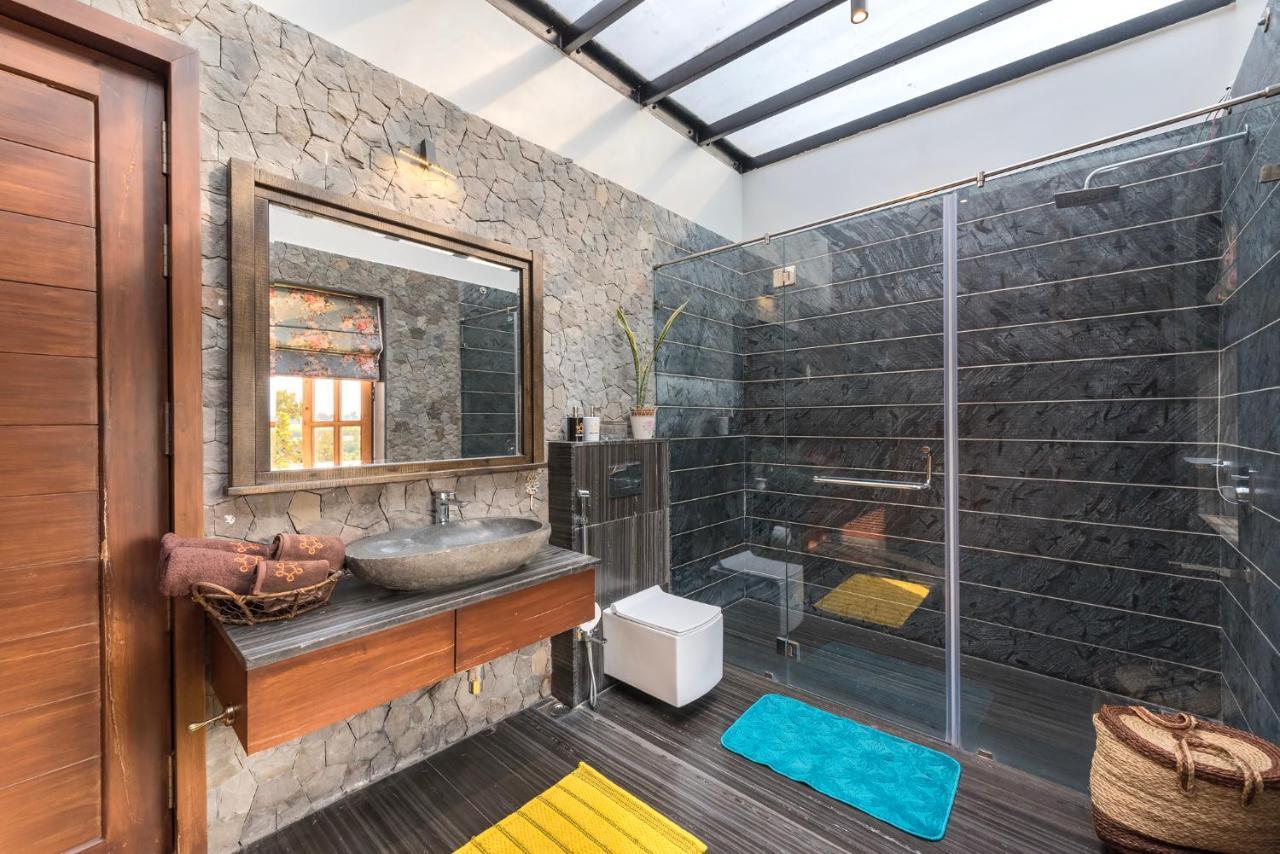 Saffronstays Happy Fields, Pune - Luxury Farmstay With Farm To Table Food Exterior photo